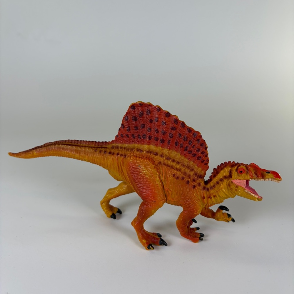 4/$25 - Retired Safari Ltd. Spinosaurus Jurassic Dinosaur‎ Dino Collectible Toy